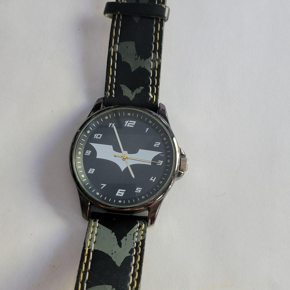DC Comics Mens Watch 40mm Silver Case Black Dial Faux Leather Bat Emblem